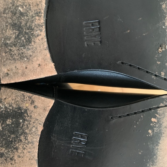 Frye Black Carly Double Zip Ankle Boot Full-Grain Leather Bootie Size 7.5B - Picture 6 of 6